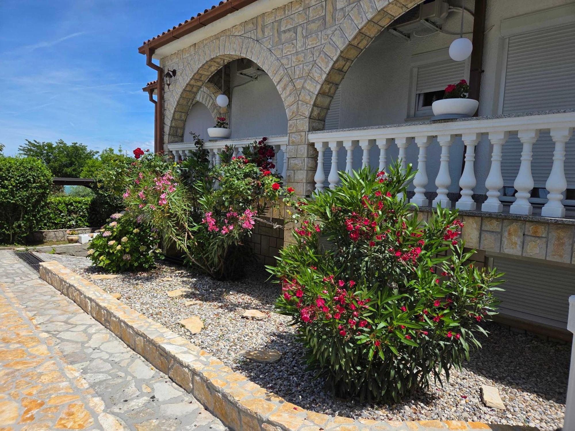מאלינסקה Apartments Pavic מראה חיצוני תמונה